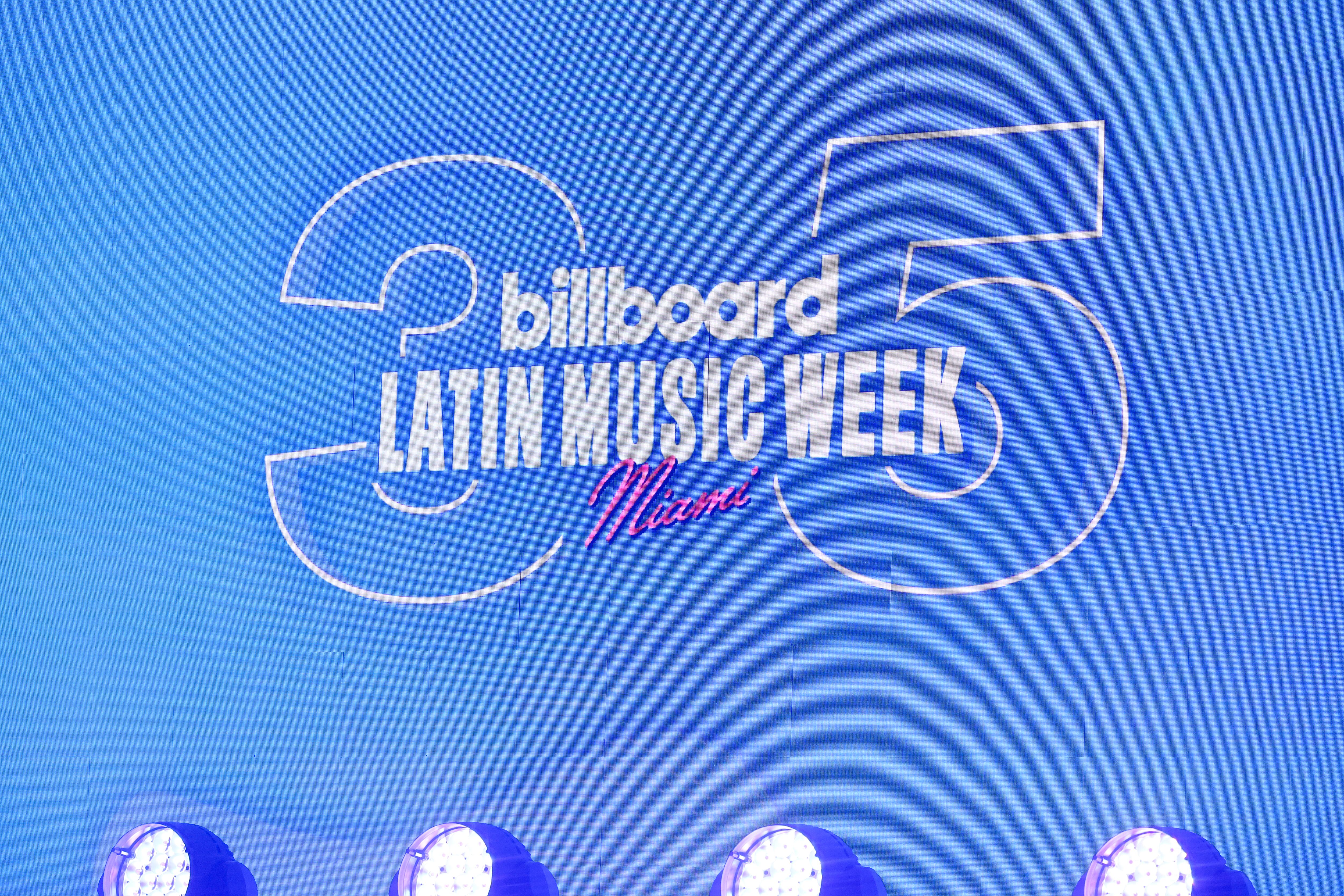 Atmósfera en la celebración del 35 aniversario de la Semana Billboard de la Música Latina, en el Fillmore Miami Beach, el 18 de octubre de 2024 en Miami Beach, Florida. Billboard vía Getty Images