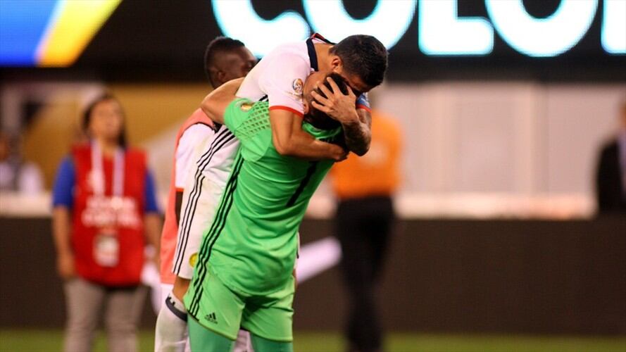 David Ospina y James Rodríguez. Foto: Colprensa