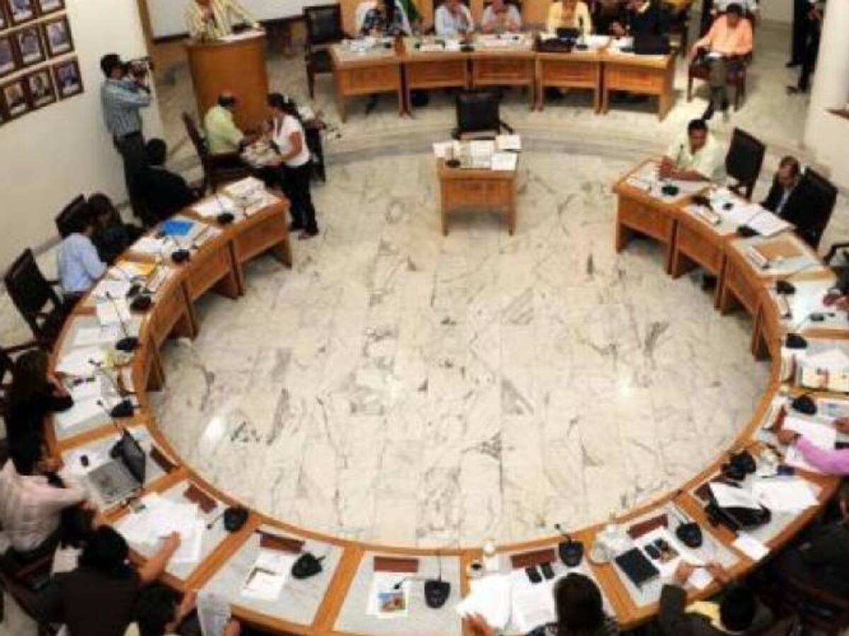 Pdte del Concejo de Bucaramanga no se declaró impedido en elección de contralor