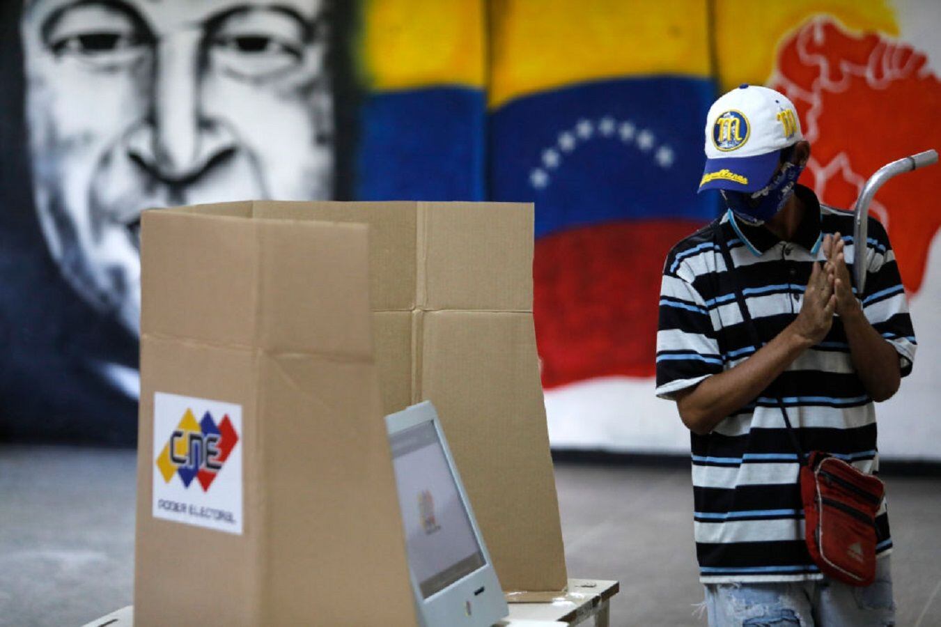 Avanzan elecciones regionales en Venezuela 