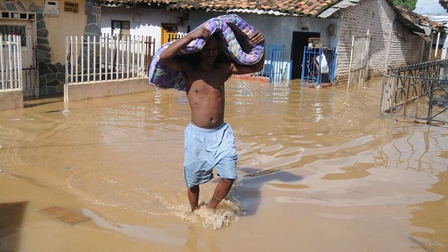 Las autoridades adelantan monitoreos en los ríos de la región previniendo crecientes súbitas . Foto: Colprensa