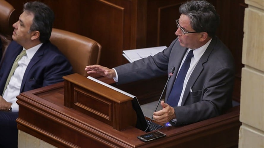 Gobierno le pide a la Cámara que no tramite moción de censura contra Carrasquilla. Foto: Colprensa