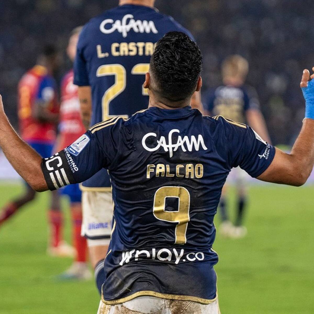 Millonarios, con goles de Falcao y Leo Castro, venció 2-1 al Pasto en cuadrangulares