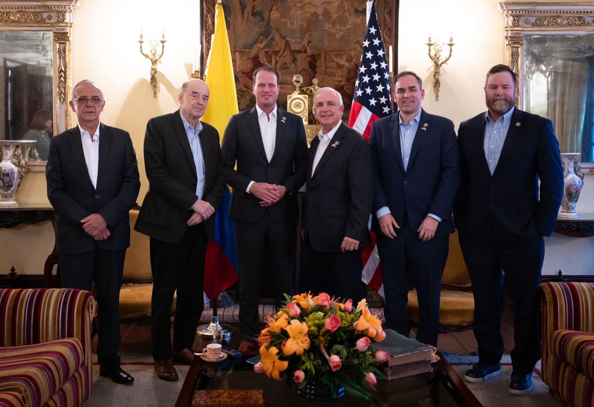 MinDefensa, Iván Velázquez, y canciller, Álvaro Leyva con congresistas de EE.UU. | Foto: Cancillería