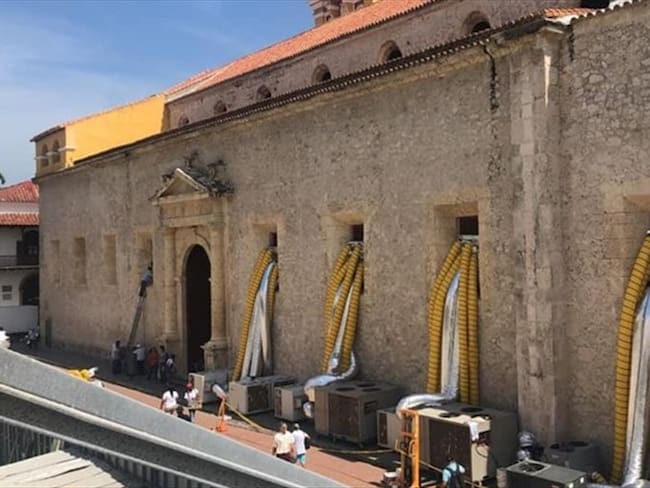 Polémica en Cartagena por montaje de aire acondicionado en la Catedral Santa Catalina