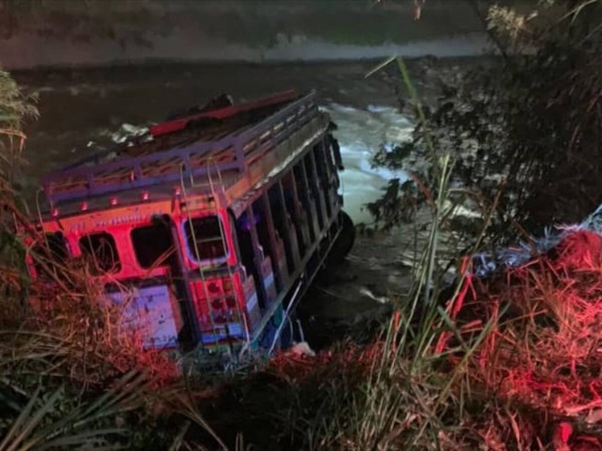 Incidente en chiva dejó 20 heridos en Medellín