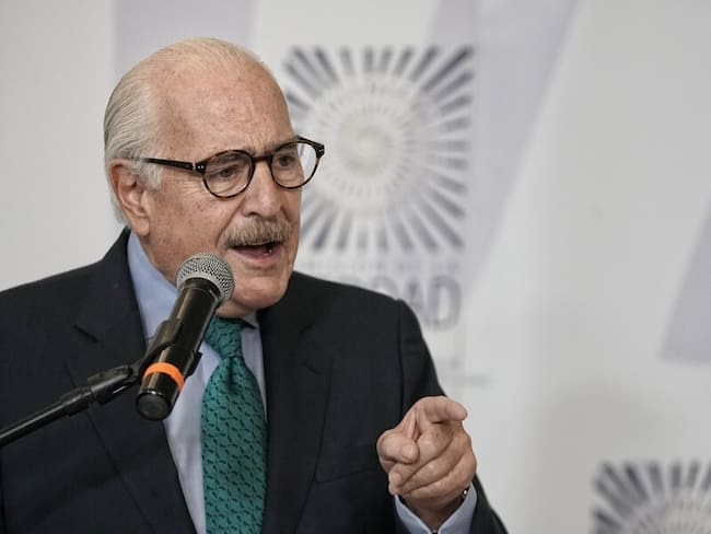 Andrés Pastrana a Margarita Cabello: “¿qué le ha faltado para suspender al registrador nacional? Foto: Colprensa.