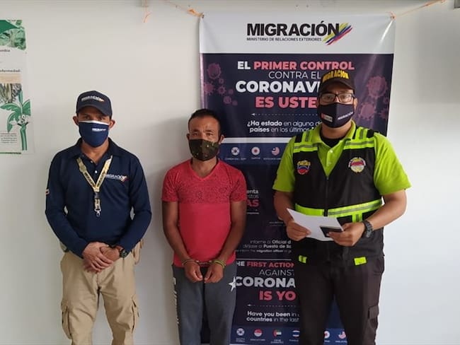 Migración Colombia expulsó del país a sargento del Ejército Nacional Bolivariano. Foto: Migración