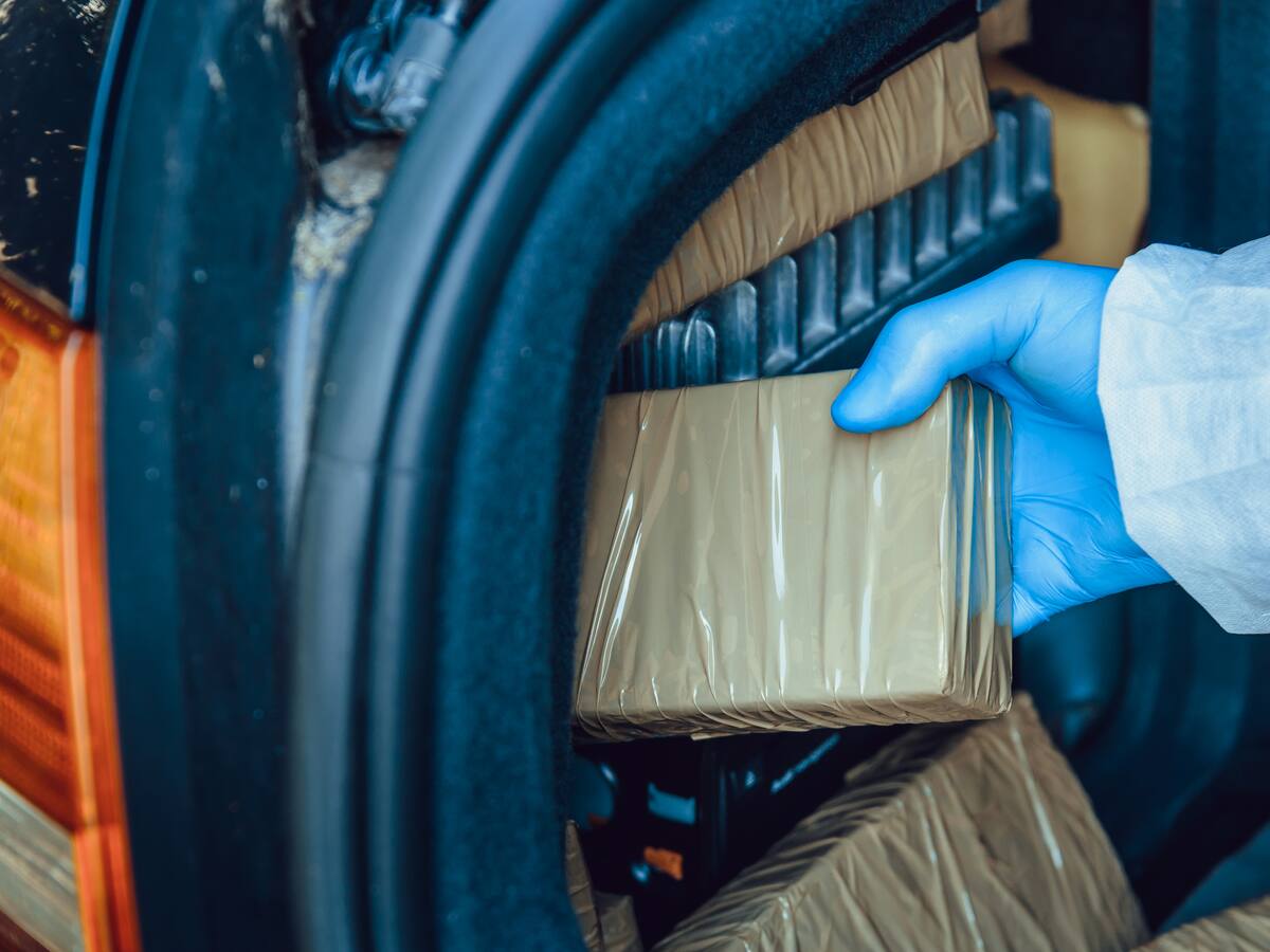 Presentan cargamento de 1,2 toneladas de cocaína localizadas en aguas salvadoreñas