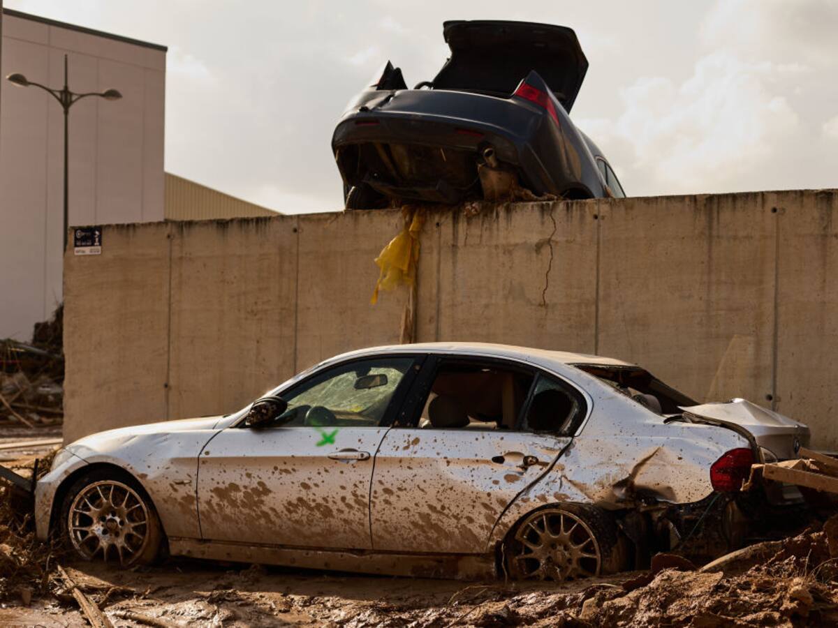 Gobierno español confirmó 217 muertos y 36.572 personas rescatadas tras las inundaciones