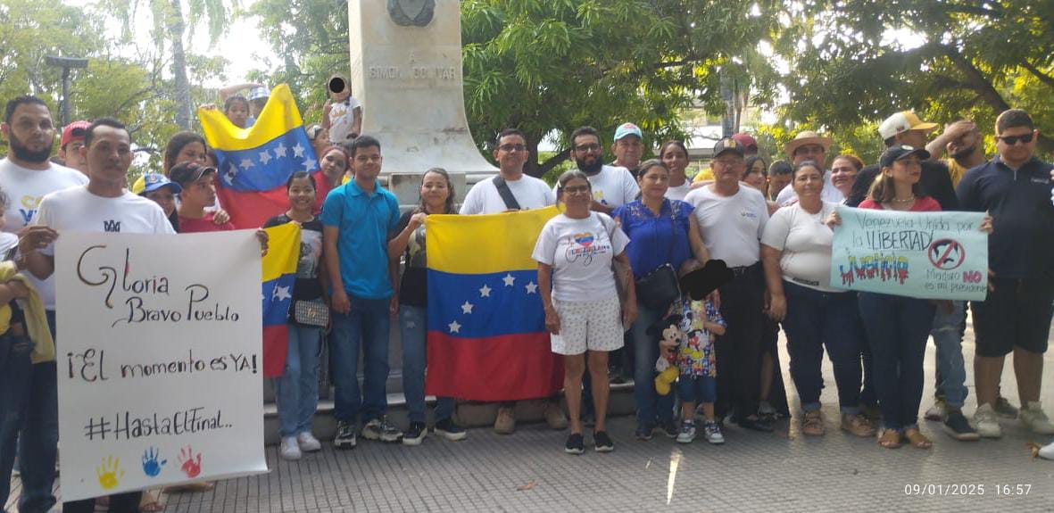 Un grupo de venezolanos se concentró en el centro de la ciudad de Montería