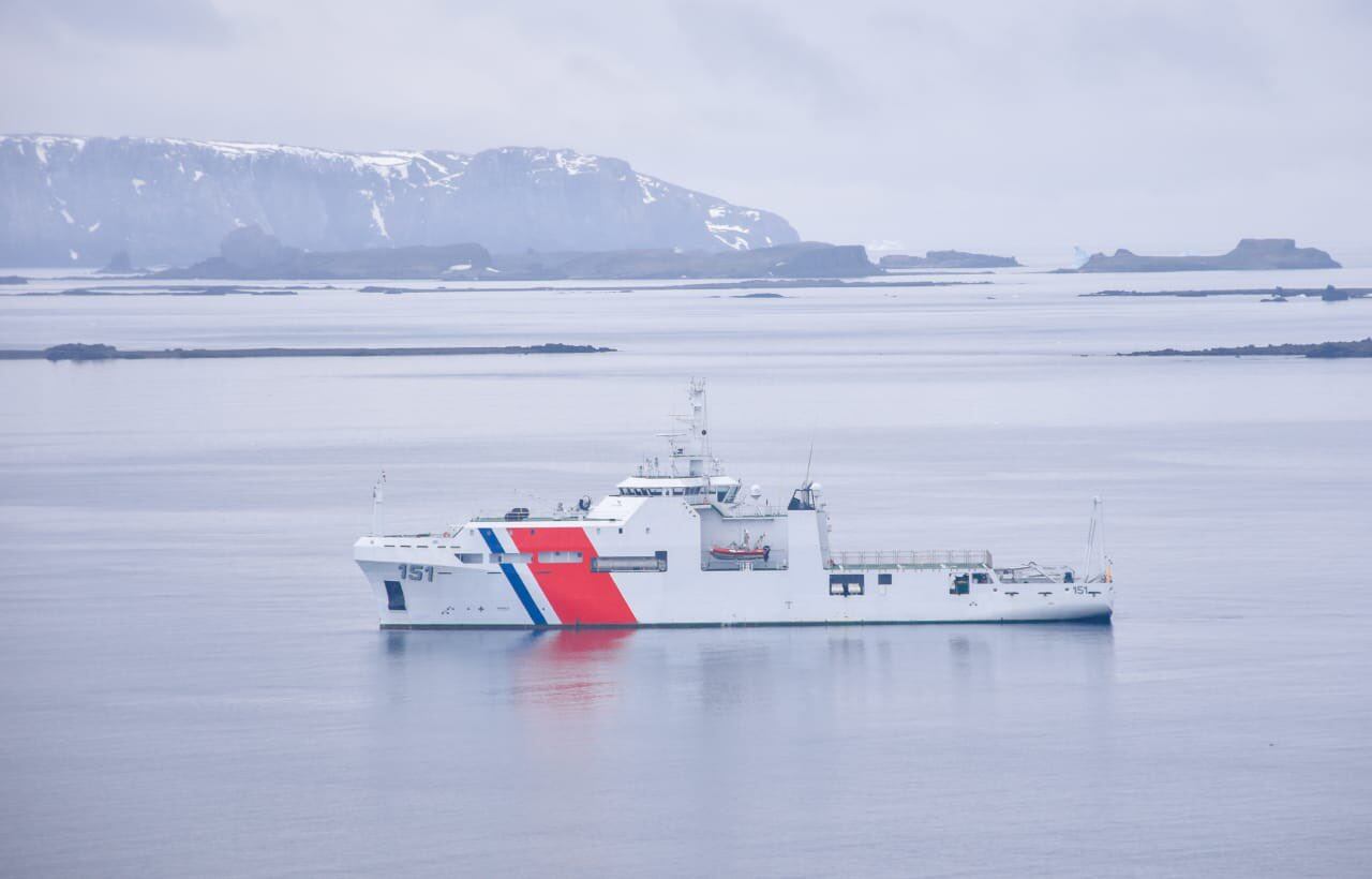 El buque científico colombiano 'Simón Bolívar' llegó con éxito a la Antártida. Foto: Dimar Twitter.
