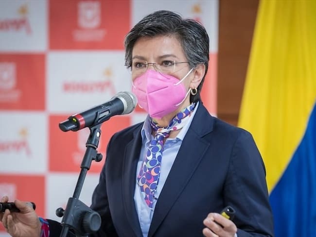 La alcaldesa Claudia López dijo que nunca han dicho ni sugerido que la inseguridad de la ciudad la causa los migrantes.. Foto: Colprensa