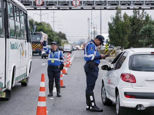 Agentes de tránsito en Colombia imagen de referencia. Foto: Colprensa