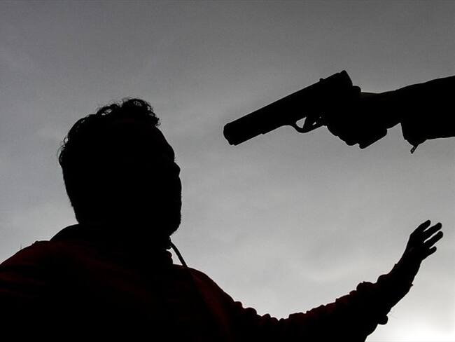 El robo de la máquina del equipo de bomberos aeronáuticos se presentó en la vía que comunica a Tame con Arauca. Foto: Colprensa