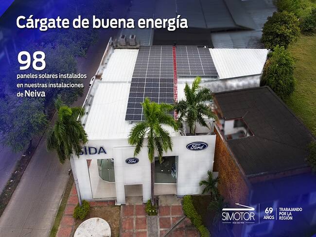 Simotor da un paso hacia la sostenibilidad: instalan 98 paneles solares en la sede de Neiva