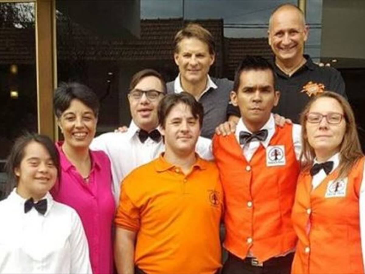 El primer hotel que le brinda trabajo a jóvenes con síndrome de down