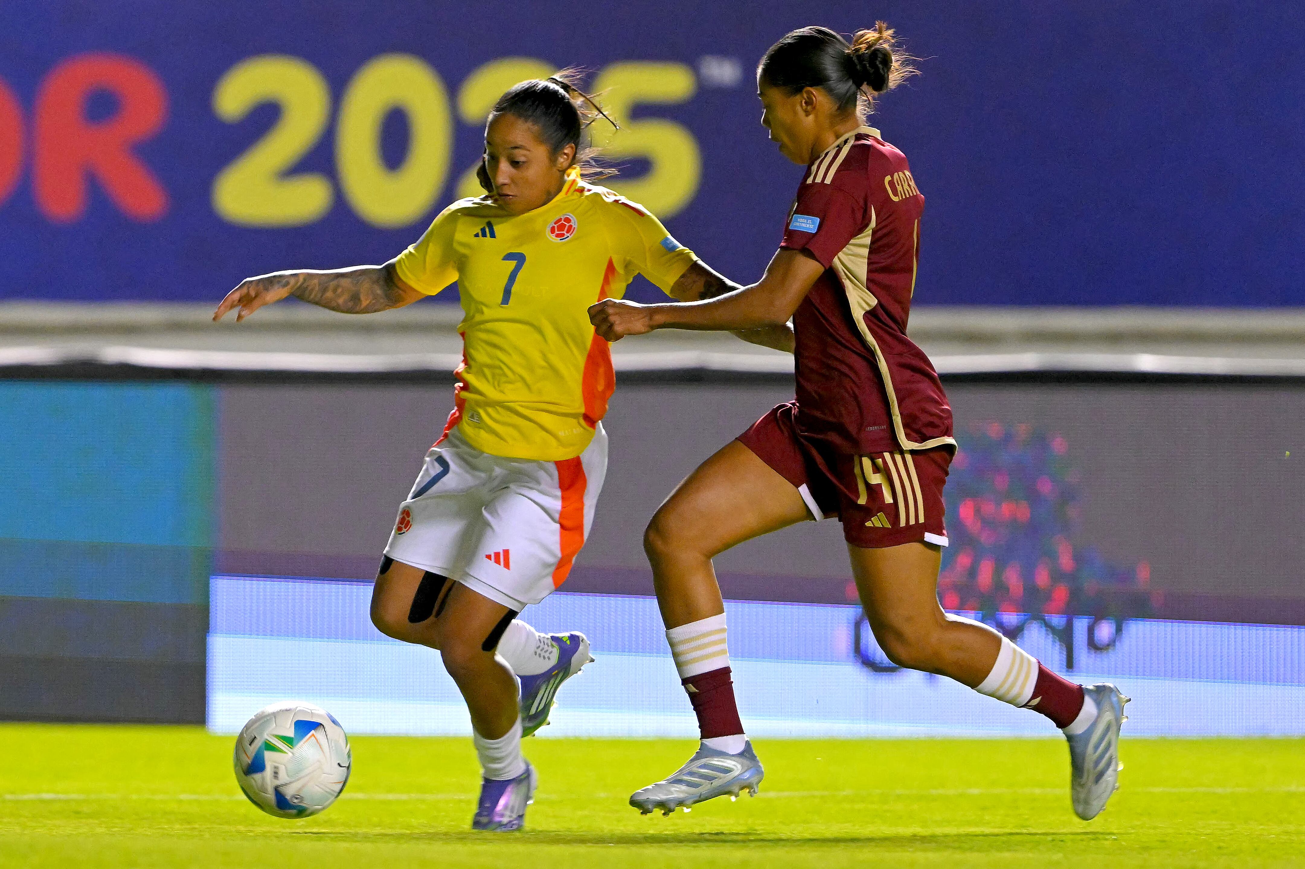 Manuela Pavi. Foto: RODRIGO BUENDIA/AFP via Getty Images.