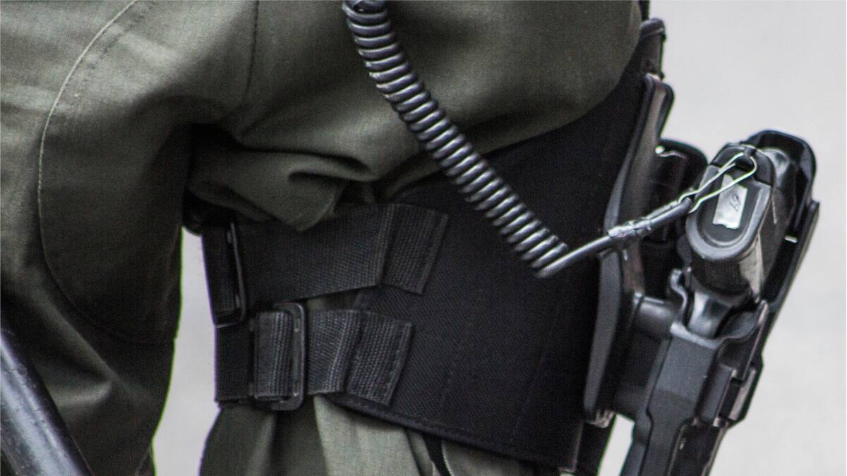 Separaron del cargo a uniformados de la Policía que habrían abusado de patrullera en Bogotá
