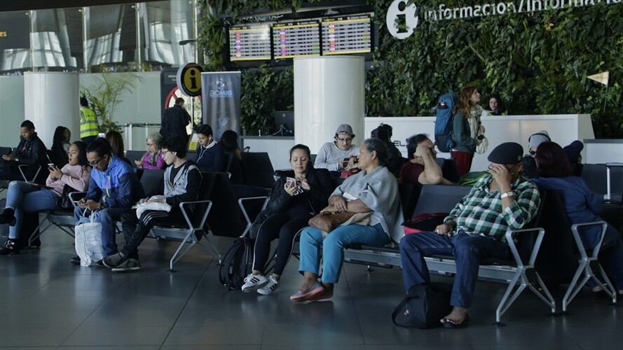 Nuevamente afectaciones en operaciones del Aeropuerto El Dorado. Foto: Colprensa