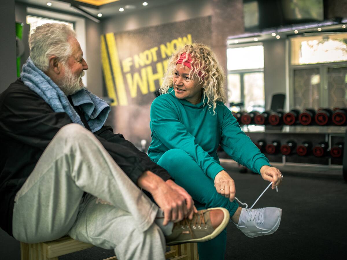 ¿Hacer ejercicio de fuerza ayuda a prevenir el envejecimiento? Experto responde