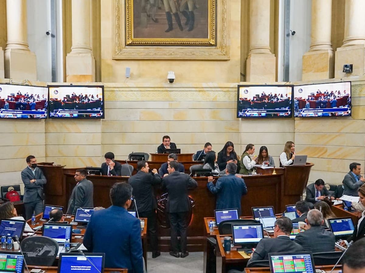 Sin impuesto a las iglesias, quedó listo el informe de conciliación de la tributaria