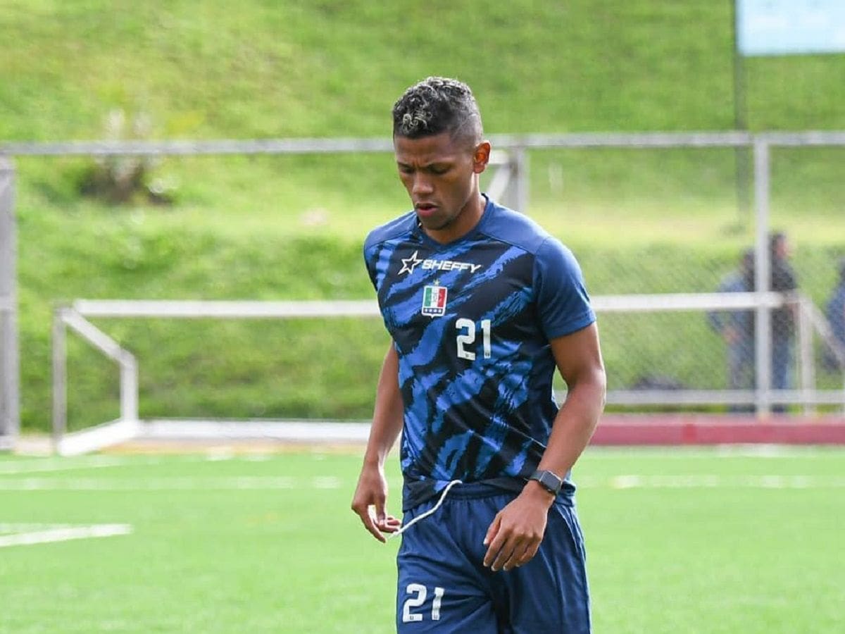 Once Caldas radicó queja en la Federación Colombiana de Fútbol en contra de Carreazo