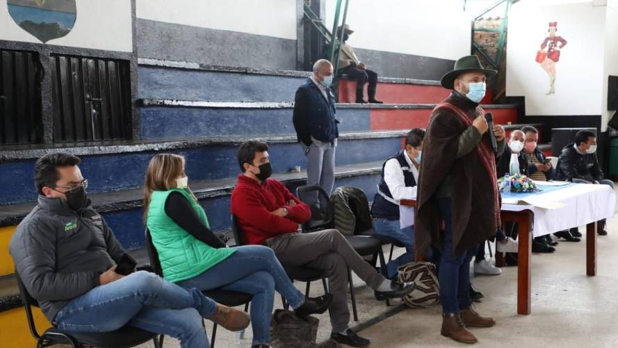 Herman Amaya dio a conocer la decisión en el marco de una reunión con la comunidad de Socha. Foto: Corpoboyacá.