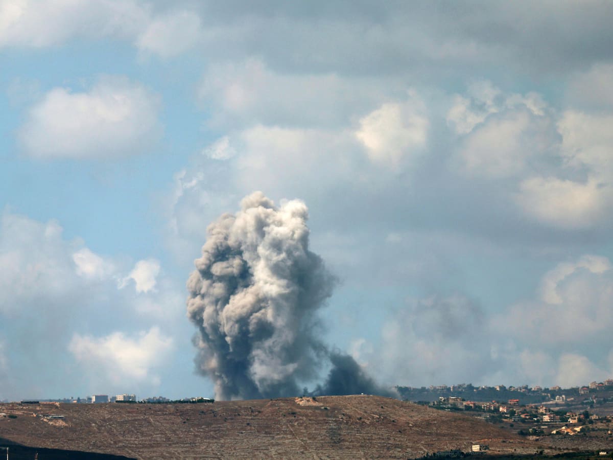Bombardeos israelíes dejaron al menos 50 muertos y 300 heridos en el sur del Líbano