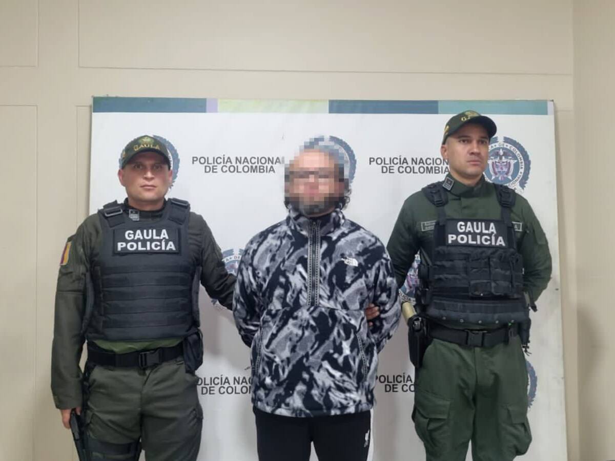 Extraditan desde Francia al presunto homicida de un sacerdote en Pereira