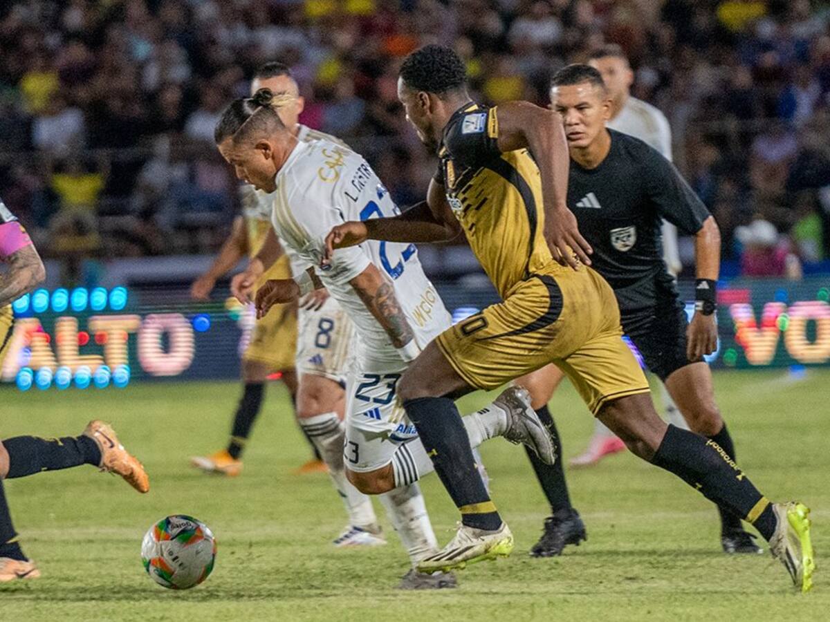 Águilas Doradas se impuso 2-1 ante Millonarios y suma puntos en la liga colombiana