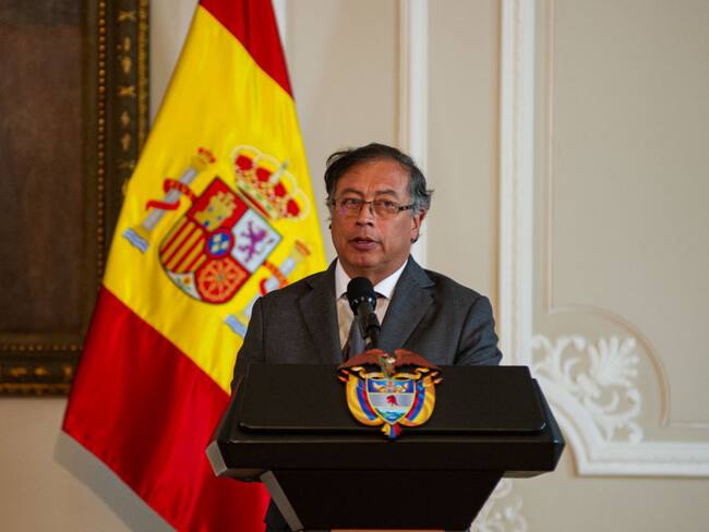 Colombian president Gustavo Petro speaks during the official visit of Pedro Sanchez, government president of Spain to Colombia, in Bogota, Colombia on August 24, 2022. Sanchez offered Spain as a negotiation country for the peace process with the ELN Guerrilla. (Photo by Sebastian Barros/NurPhoto via Getty Images)