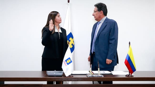 Se posesiona nueva directora del Instituto Nacional de Medicina Legal. Foto: Fiscalía