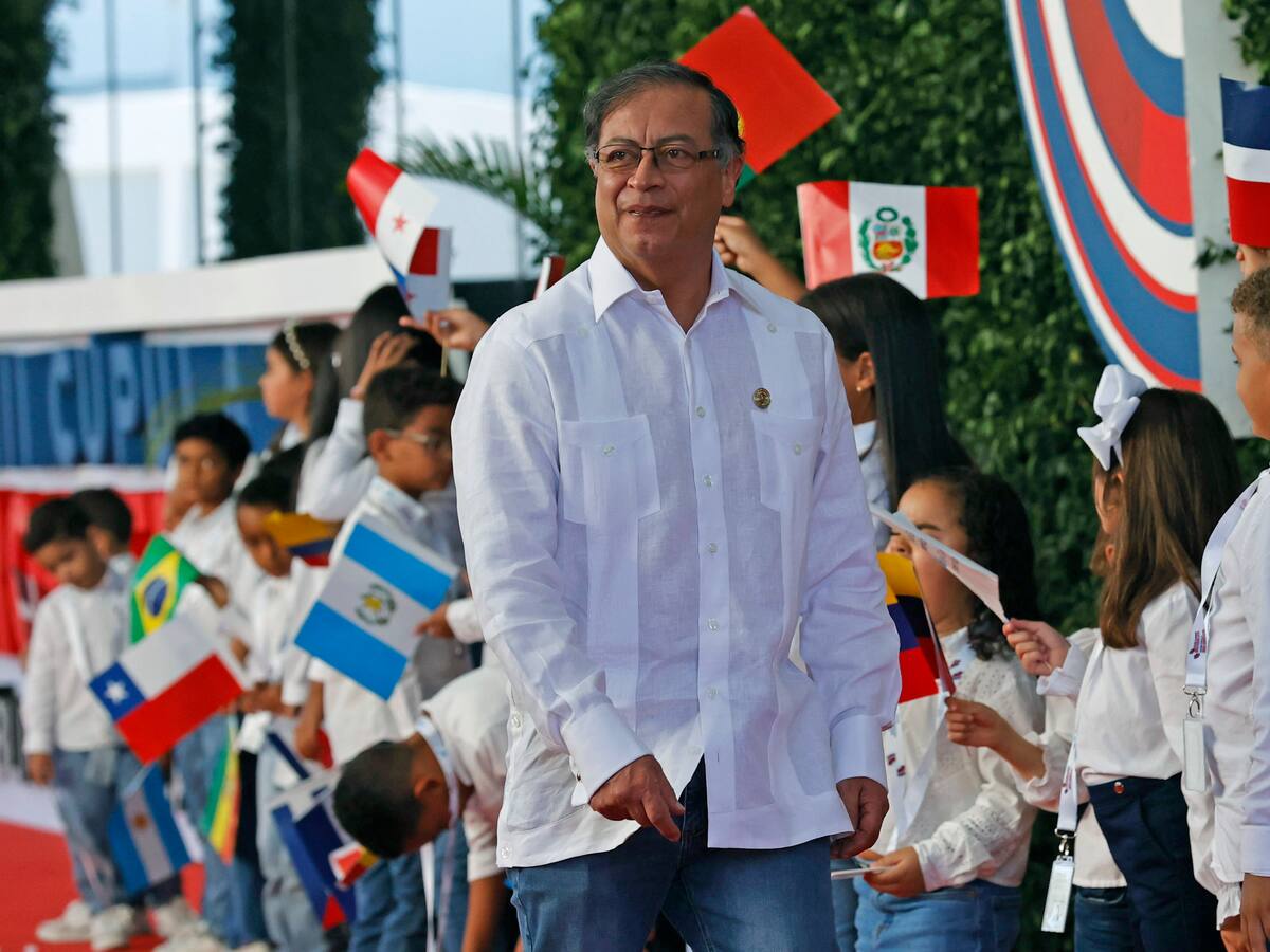 Petro visitará Haití para apoyar soluciones a la situación de violencia de ese país