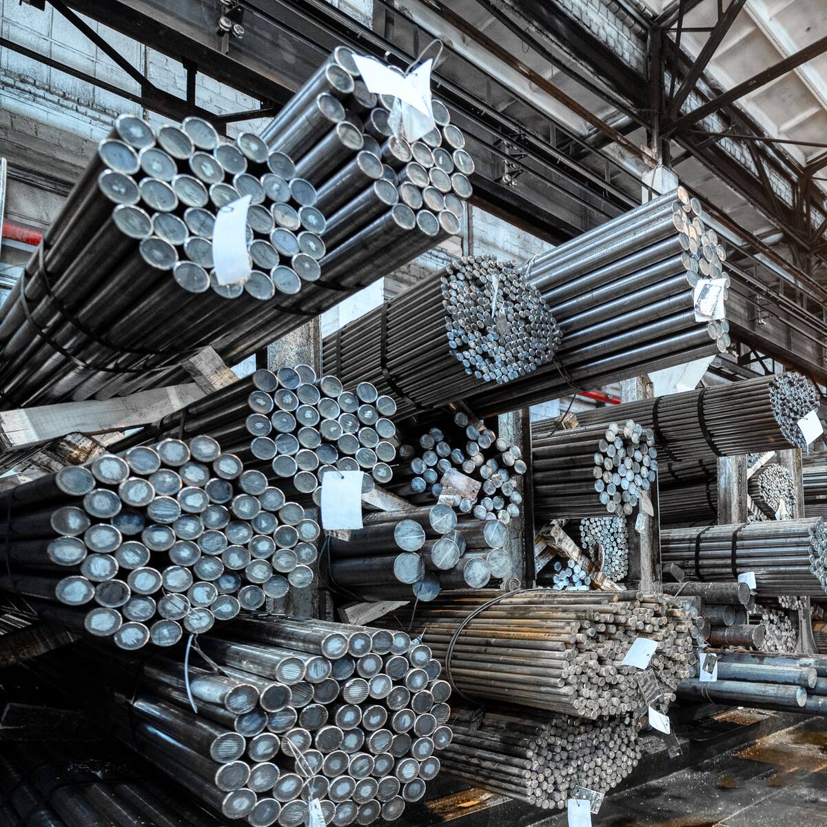 MinComercio asegura que ya emitió decreto que reduce el precio del acero