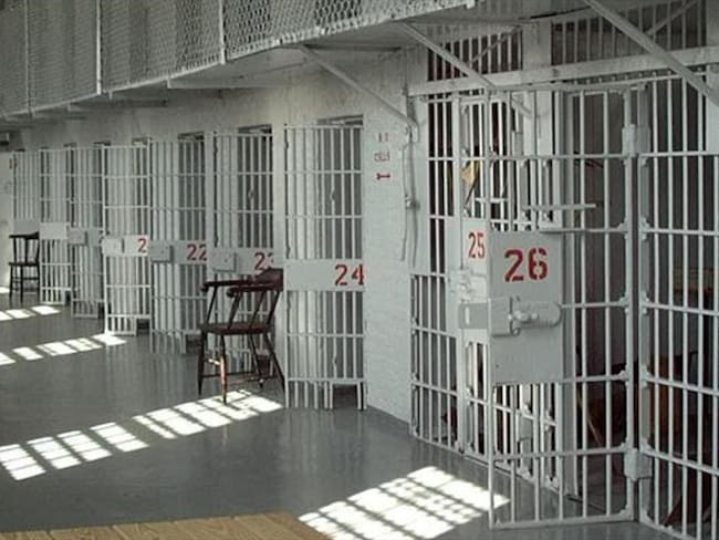 Tres días sin energía eléctrica completa la cárcel Las Mercedes de Montería. Foto: Agencia Anadolu