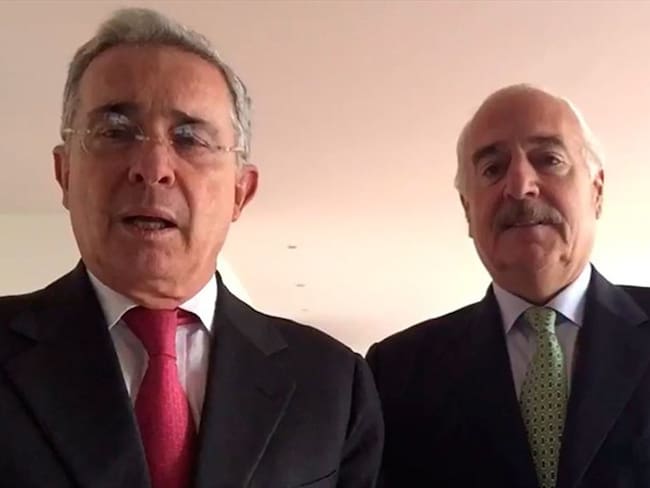 Álvaro Uribe y Andrés Pastrana pidieron investigar si Odebrecht financió la campaña de Juan Manuel Santos. Foto: Colprensa