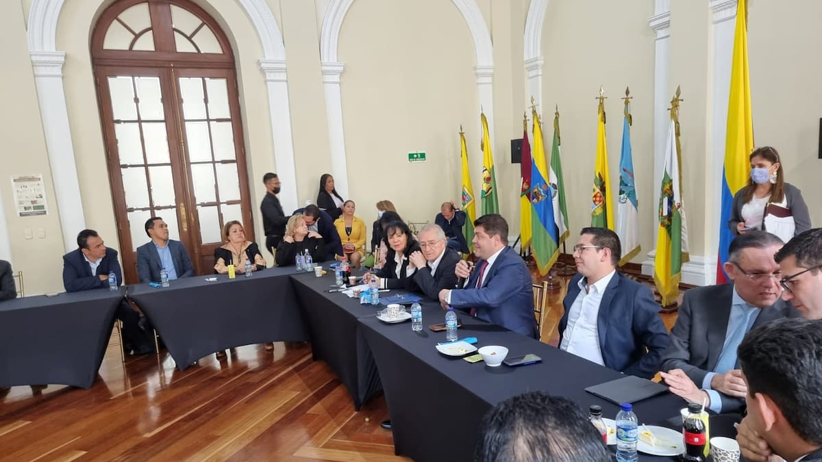 Partido Conservador pide votar en defensa de la libertad, la democracia, la familia