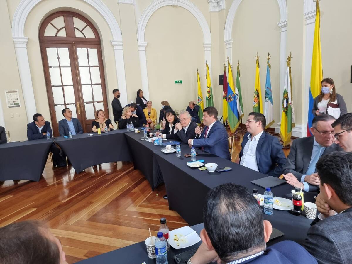 Partido Conservador pide votar en defensa de la libertad, la democracia, la familia