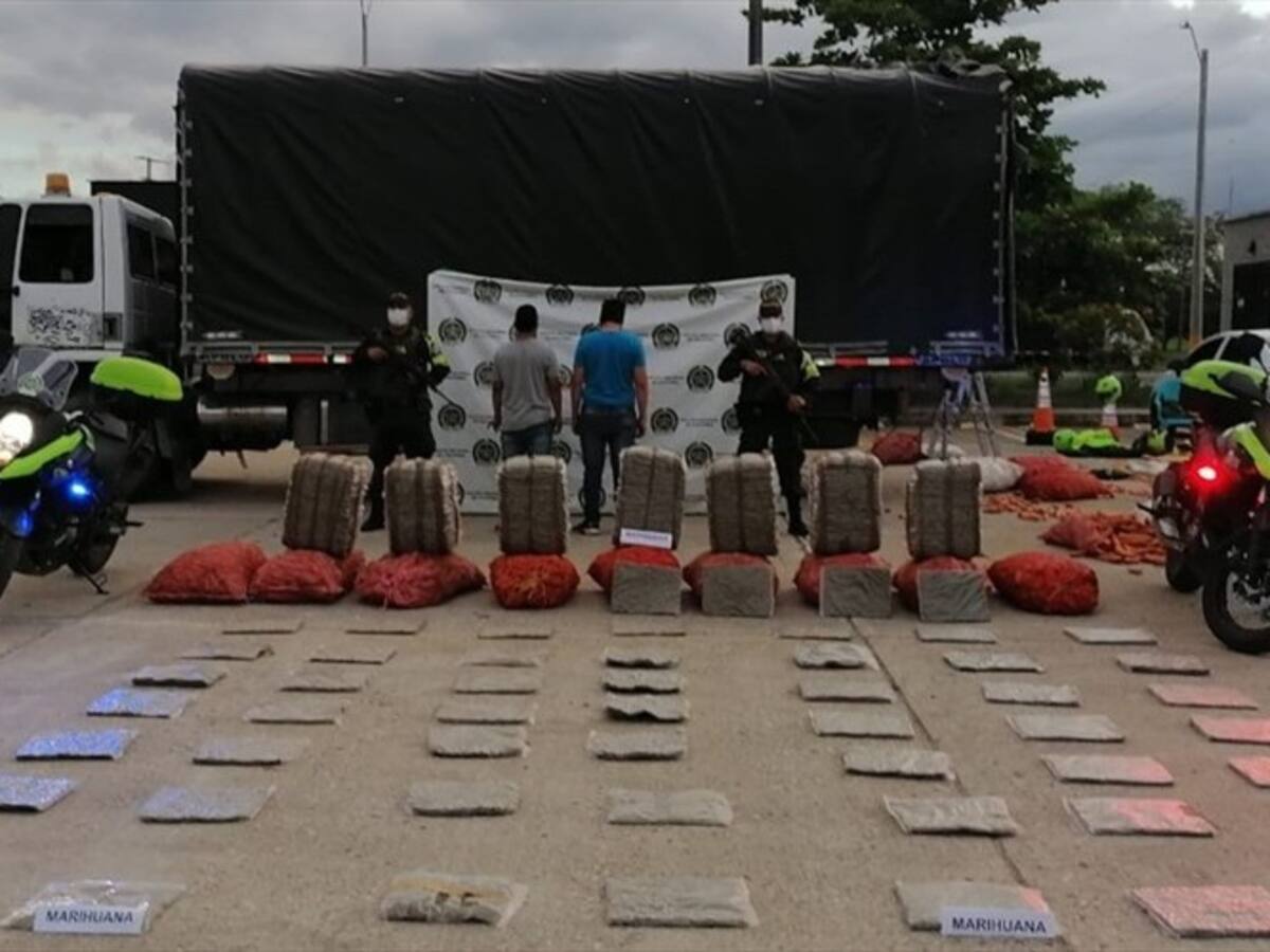 Descubren más de 100 kilos de marihuana entre bultos de zanahoria en Córdoba