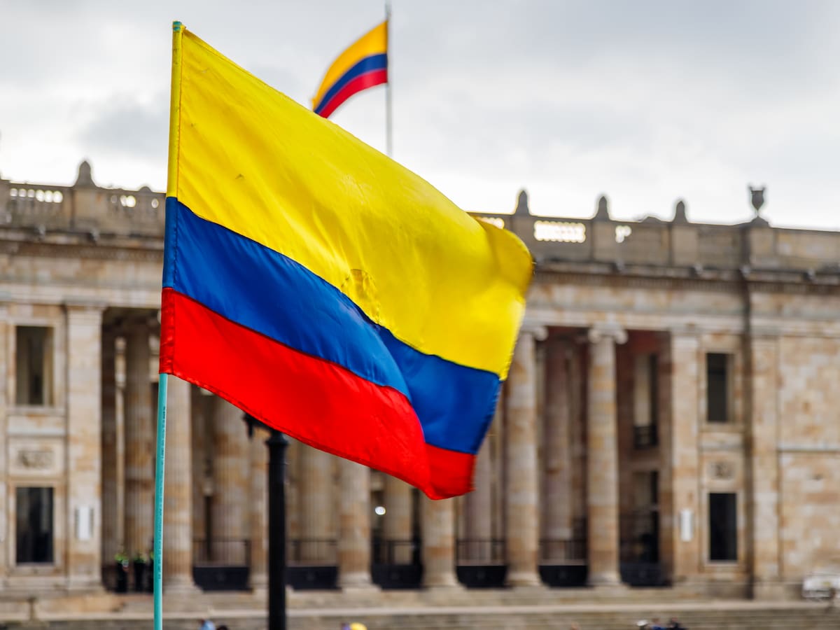 Encuesta Sabemos: el 62% considera que Colombia va por mal camino