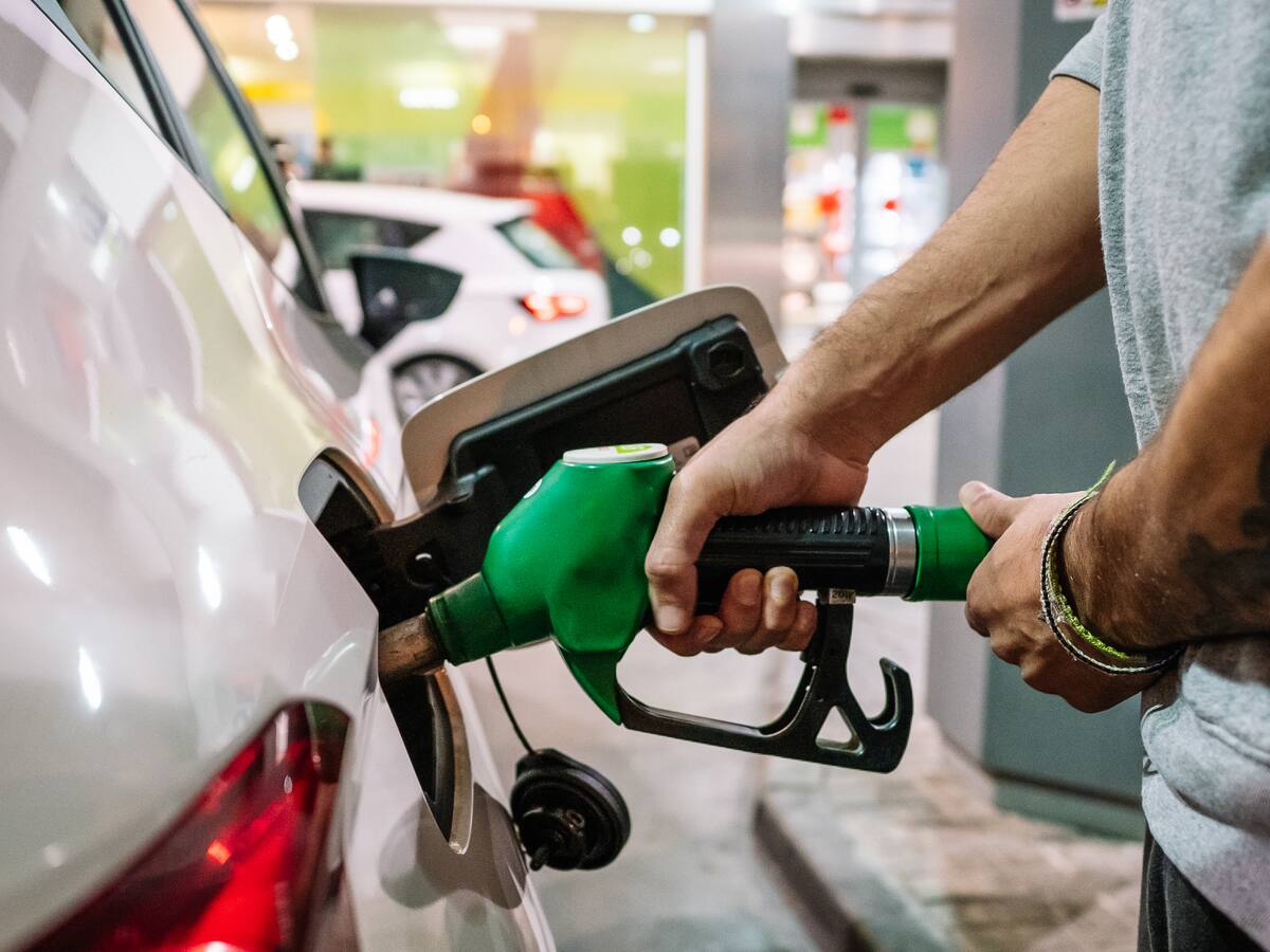 Precio de gasolina podría aumentar $2.500 más en los próximos 6 meses: Fedesarrollo