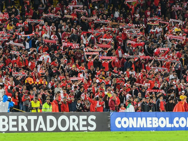 ¿Qué está pasando con Santa Fe? Hinchas hablan sobre el mal momento del equipo
