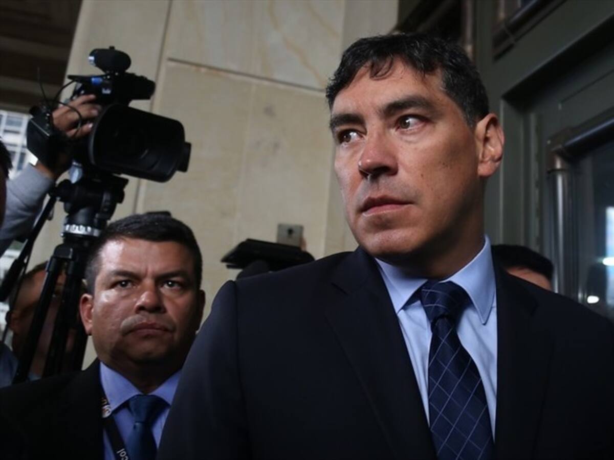 Con estos “chats”, Hernán Prada busca demostrar que no buscó a testigo del caso Uribe