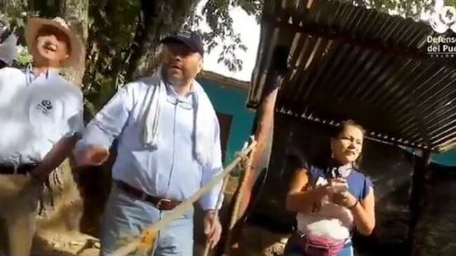 El Defensor del Pueblo pagó peaje improvisado en el Catatumbo. Foto: