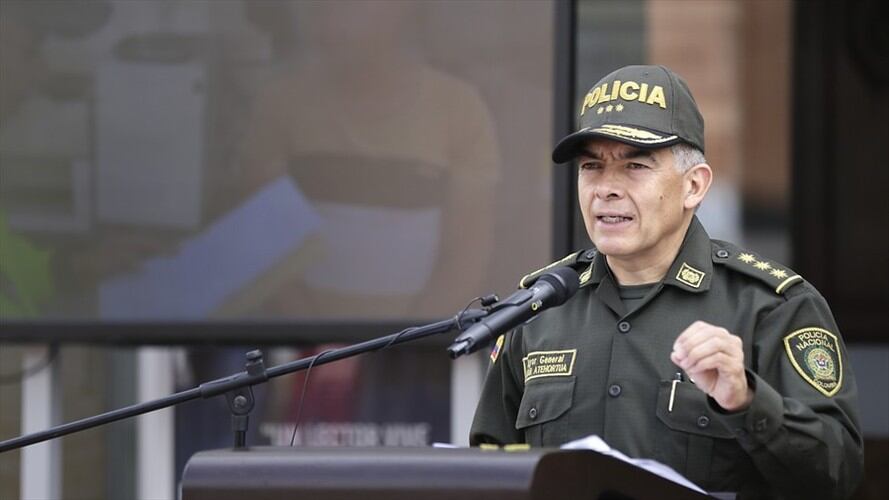 El próximo 10 junio, la Procuraduría deberá decidir si archiva o continúa con el juicio contra el director de la Policía Nacional, el general Óscar Atehortúa. Foto: Colprensa