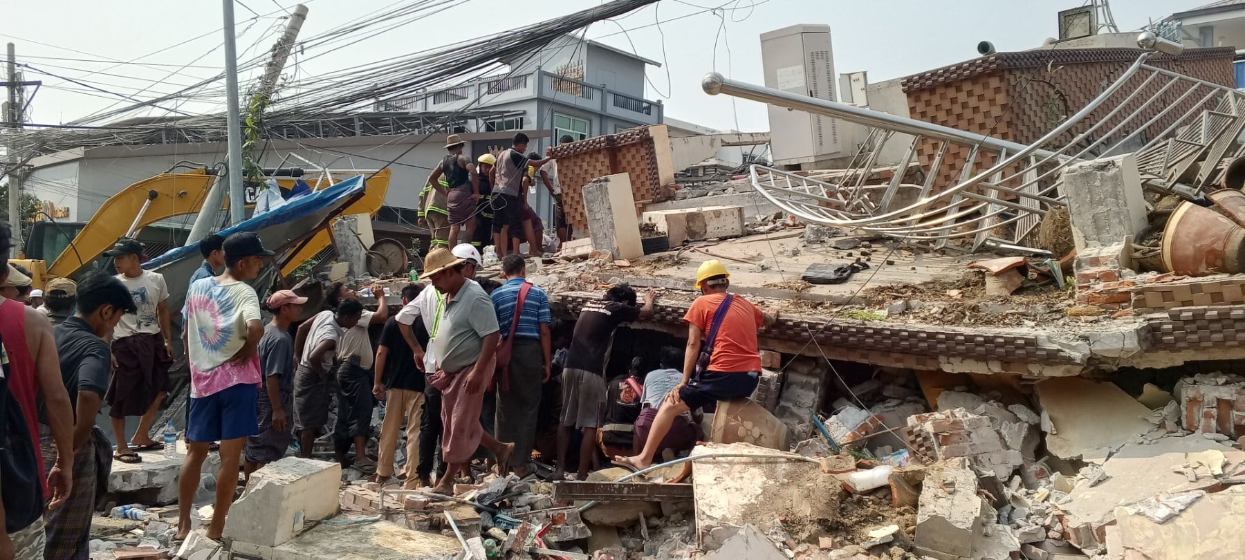 Terremoto en Birmania. Foto: Myanmar Fire Services Department's Facebook Account/Anadolu via Getty Images.
