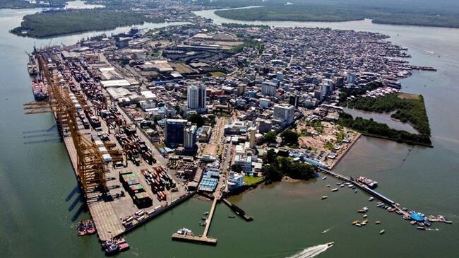 El Gobierno Nacional aprobó una política pública para garantizar 8.827 millones de pesos mediante vigencias futuras. Foto: Getty Images / LUIS ROBAYO