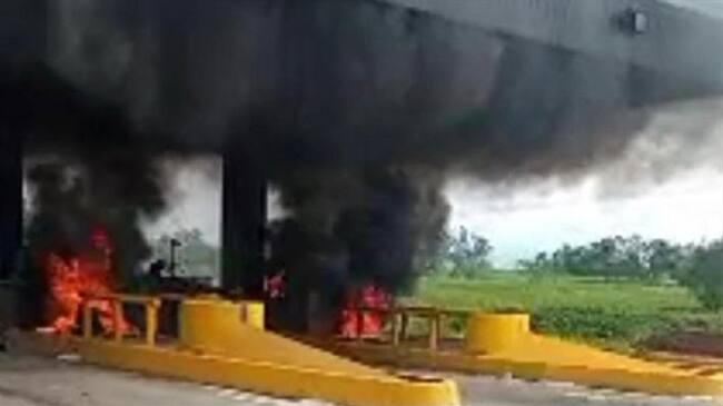 El Peaje de Villa Rica fue destruido en las últimas horas luego de choques entre manifestantes y la Fuerza Pública . Foto: Cortesía