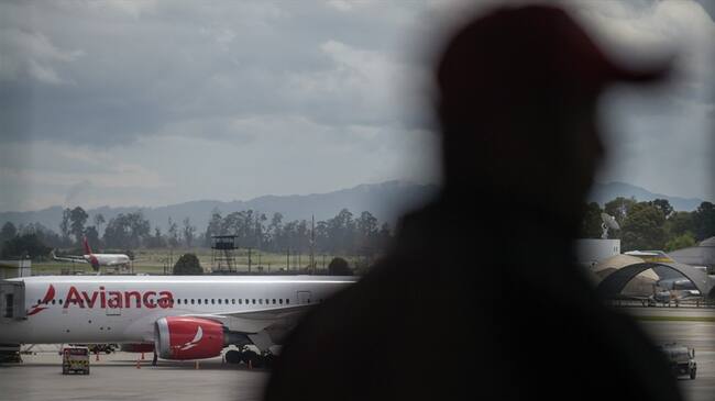 Felipe Gómez, exempleado de Avianca y conocido por haber camuflado licor en unos binoculares en el Mundial de Rusia 2018, ganó en segunda instancia una tutela en contra de la aerolínea. Foto: Getty Images
